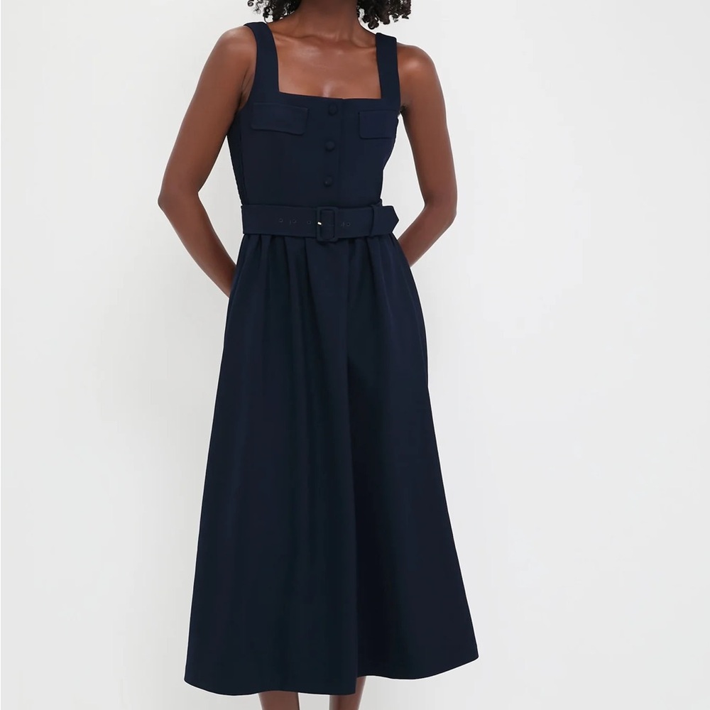 Elegant Navy Blue Sleeveless Dress